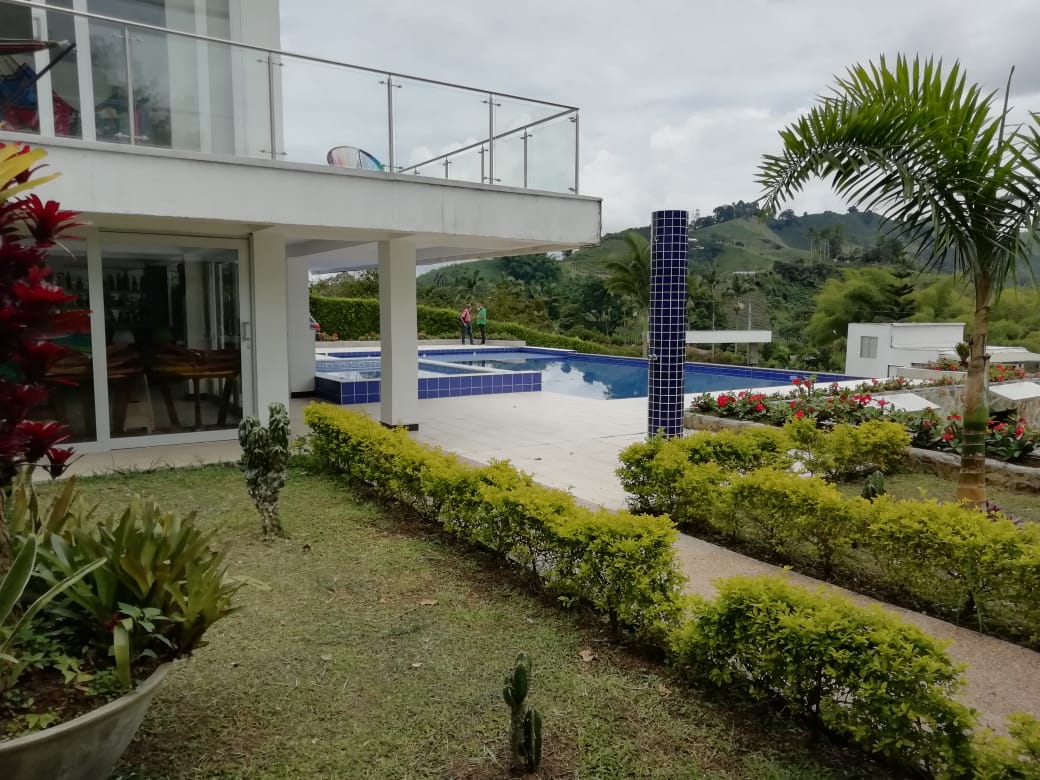 Imagen de CASA CAMPESTRE VIA TARAPACA 