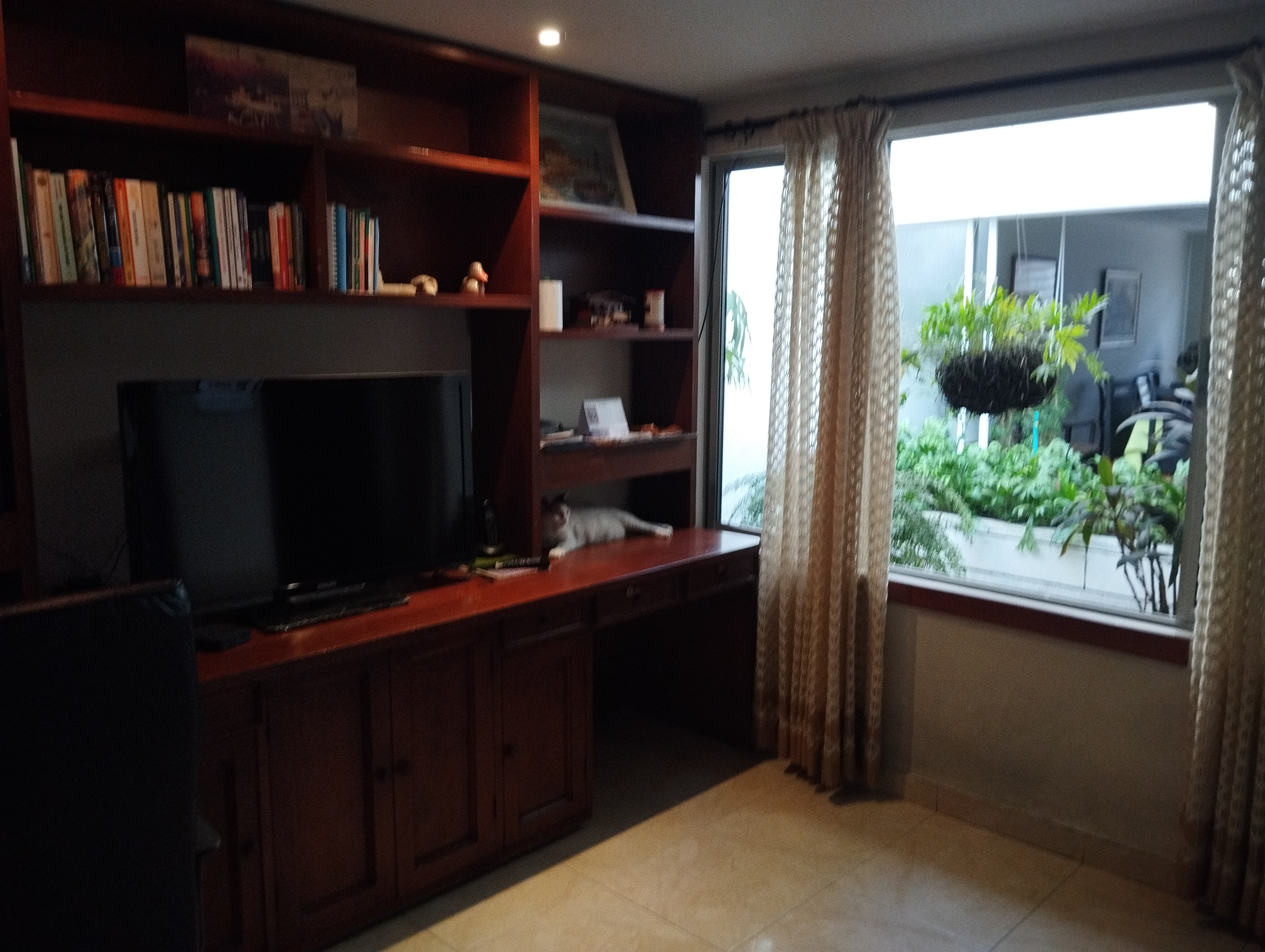 VENDO ESTUPENDA CASA BARRIO LA FLORA CALI