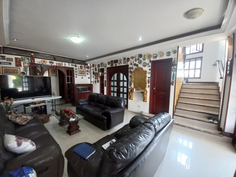 VENTA DE HERMOSA CASA DE 600 M2 EN EL BARRIO SEMINARIO DE CALI