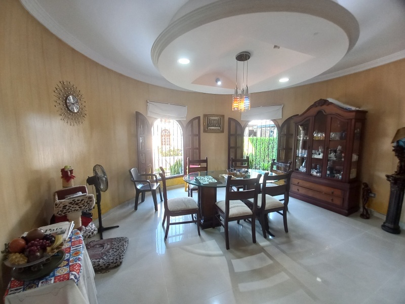 VENTA DE HERMOSA CASA DE 600 M2 EN EL BARRIO SEMINARIO DE CALI