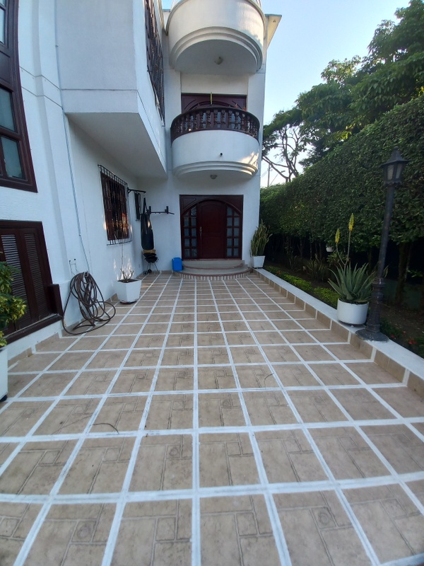 VENTA DE HERMOSA CASA DE 600 M2 EN EL BARRIO SEMINARIO DE CALI