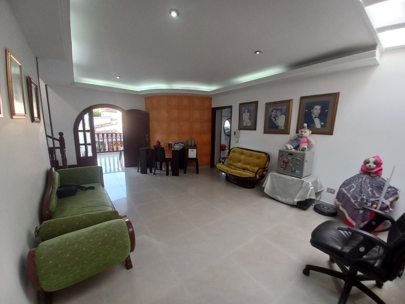 VENTA DE HERMOSA CASA DE 600 M2 EN EL BARRIO SEMINARIO DE CALI