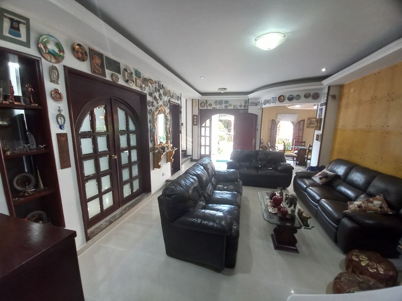 VENTA DE HERMOSA CASA DE 600 M2 EN EL BARRIO SEMINARIO DE CALI