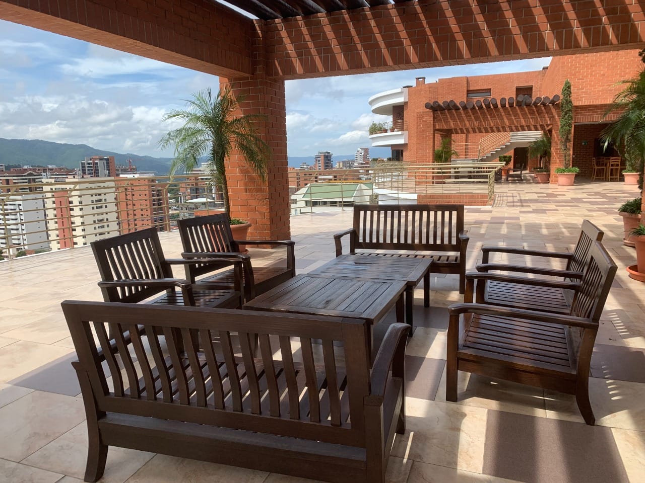 APARTAMENTO EN RENTA EN ZONA 14 - Miniatura 16