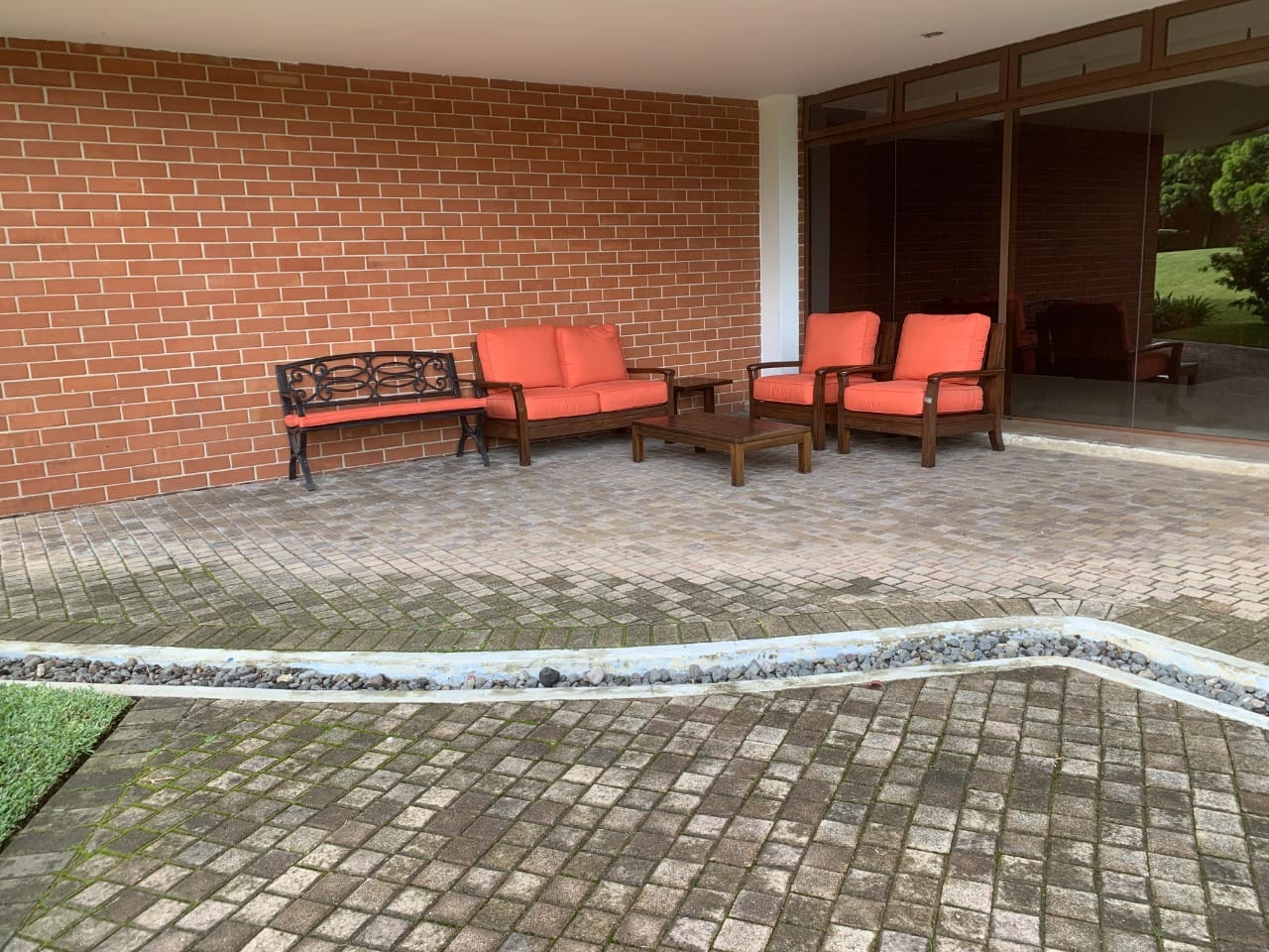 APARTAMENTO EN RENTA EN ZONA 14 - Miniatura 17