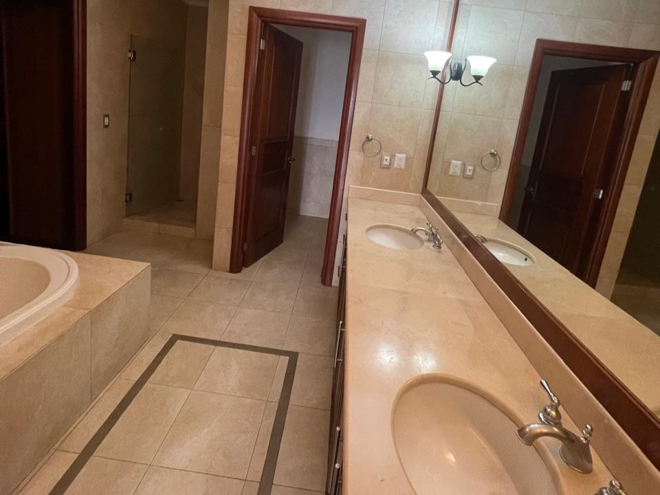APARTAMENTO EN RENTA EN ZONA 14 - Miniatura 36