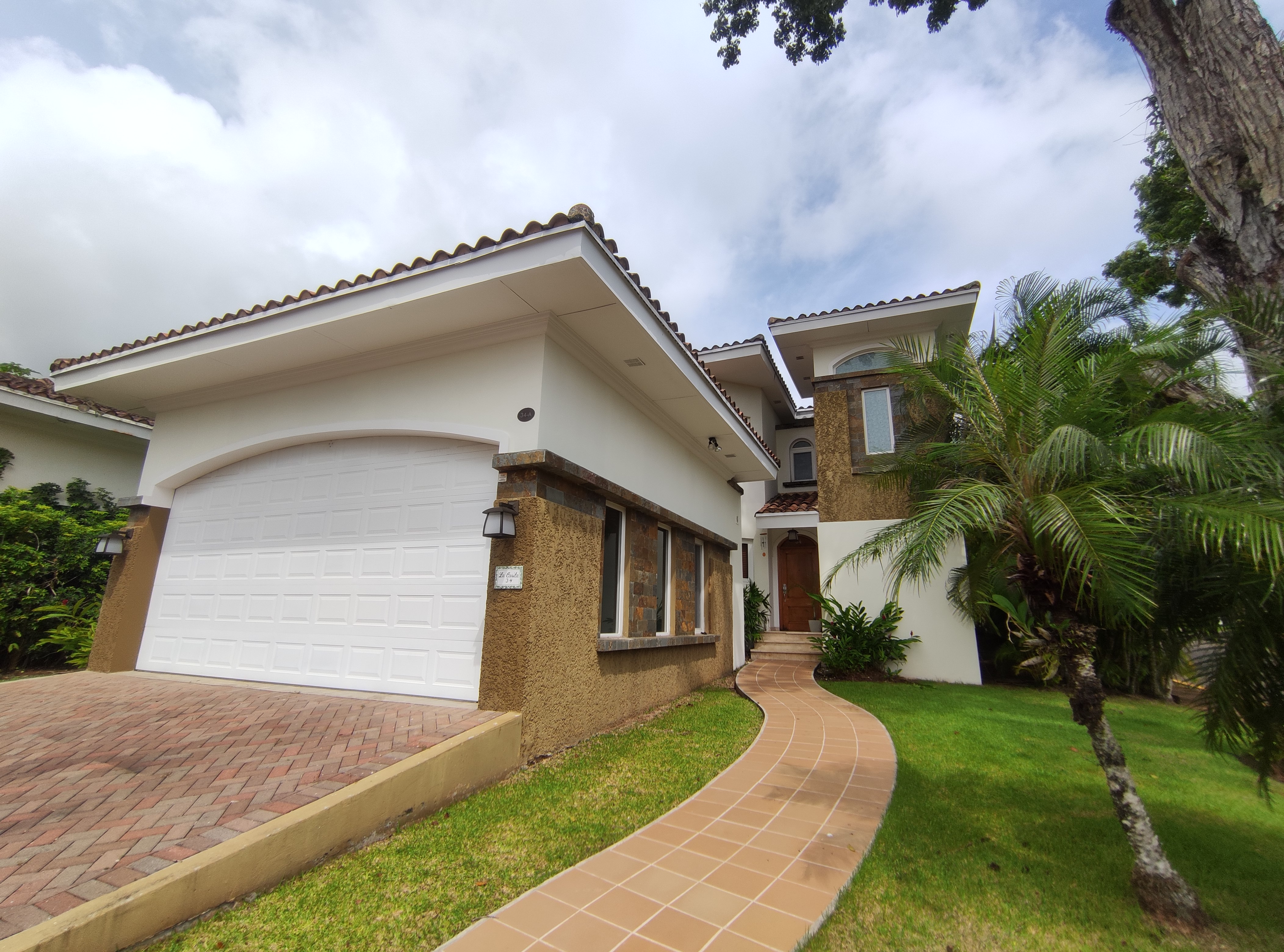 CASA EN VENTA Y ALQUILER, TUCAN, PANAMA | PH TUCAN COUNTRY CLUB - RM