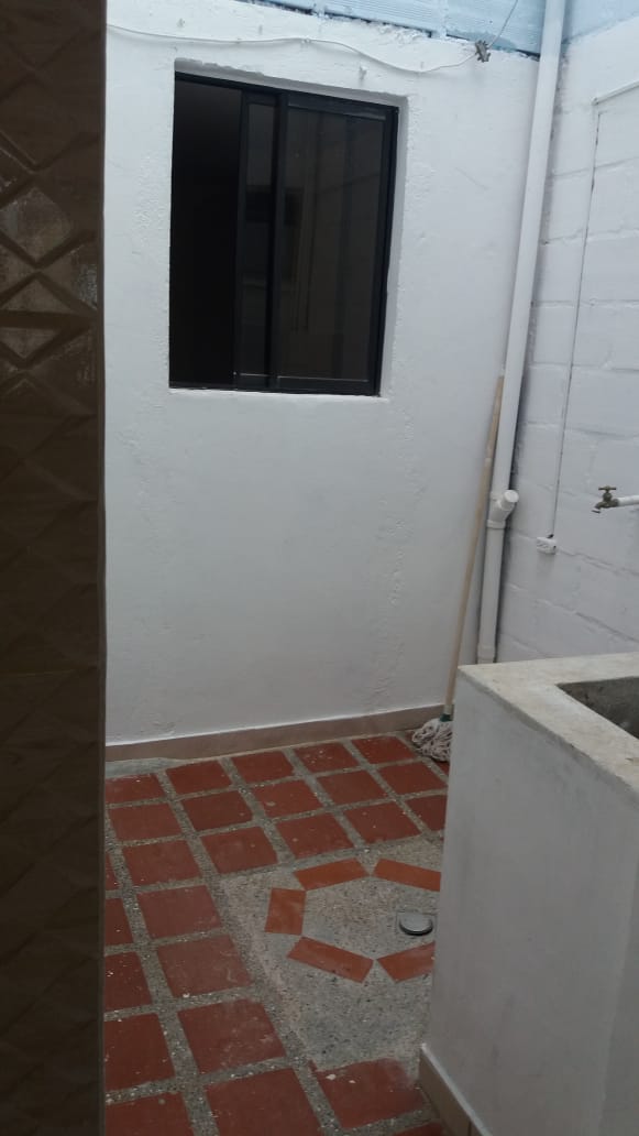 CASA EN VENTA LA MILAGROSA COD 8194 - Foto 11