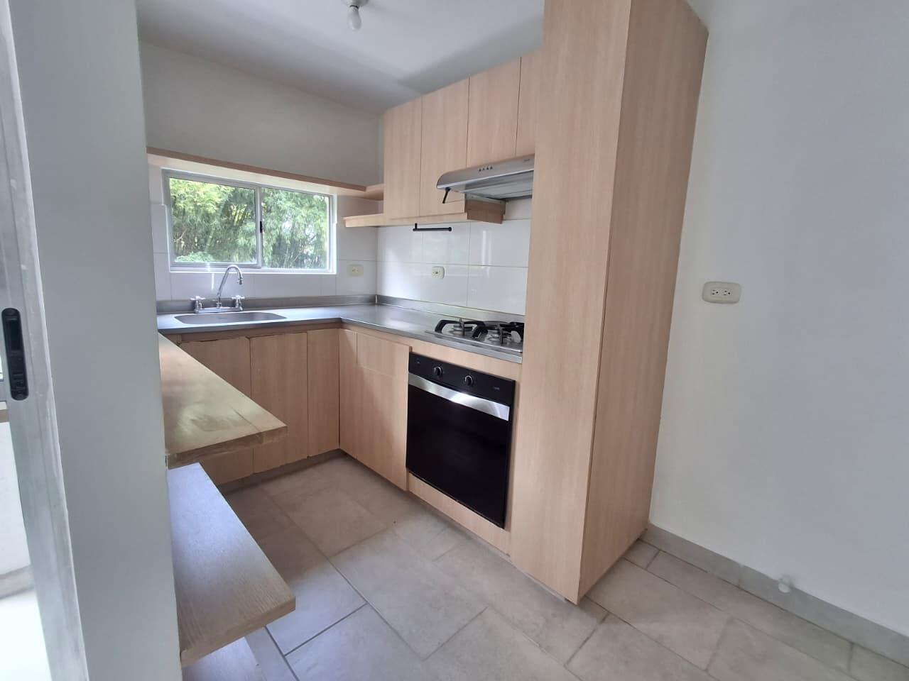 APARTAMENTO EN ARRIENDO EN ENVIGADO COD 10458