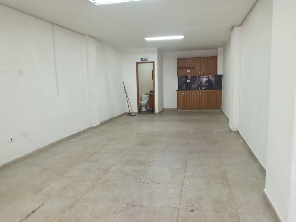 LOCAL EN ARRIENDO EN ITAGUI COD 7837 - Foto 10