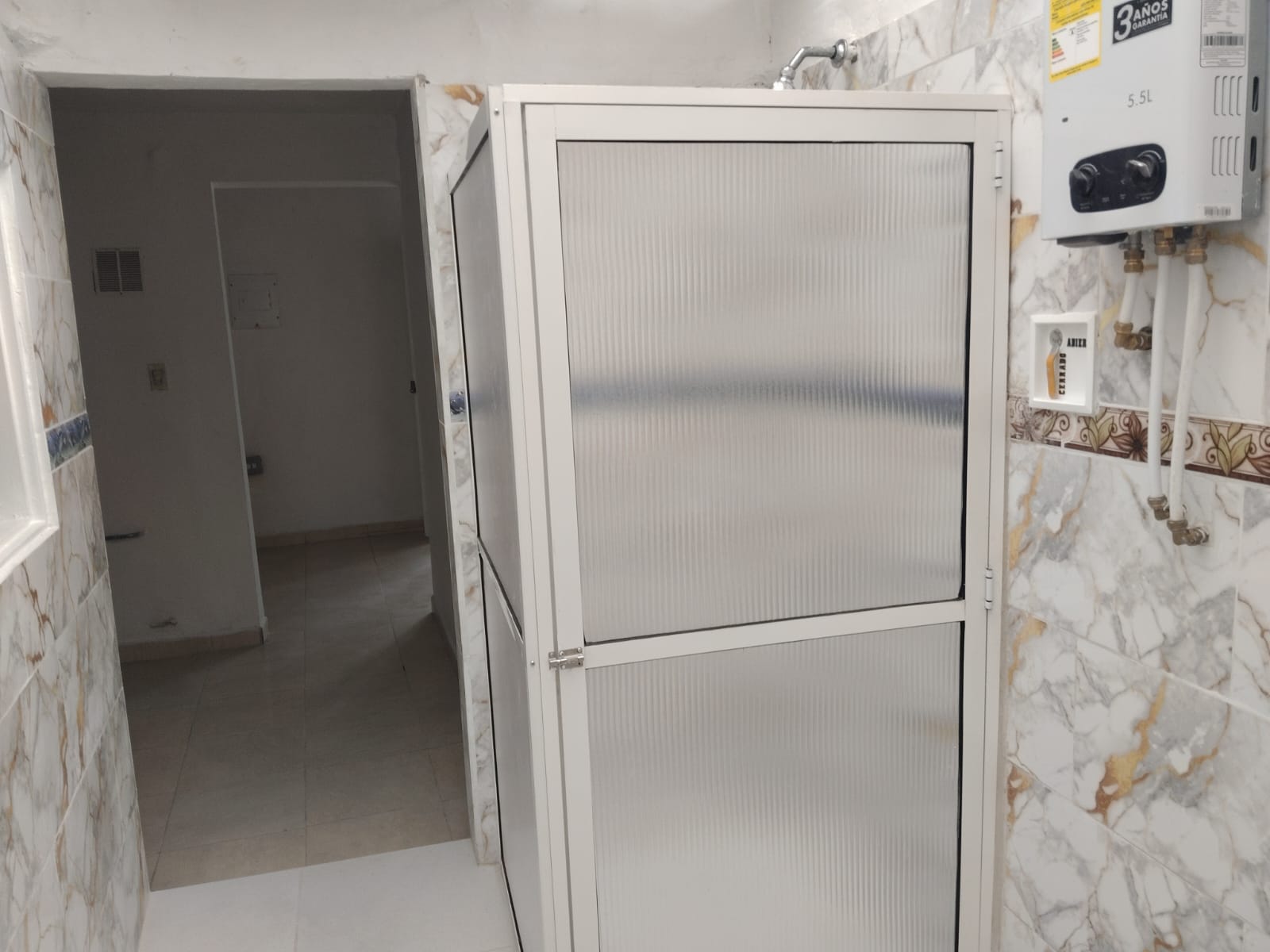 APARTAMENTO EN ARRIENDO EN LA CANDELARIA COD 10657  - Foto 10