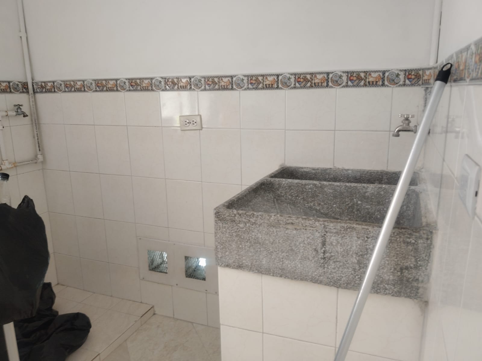 APARTAMENTO EN ARRIENDO EN LA CANDELARIA COD 10758  - Foto 8
