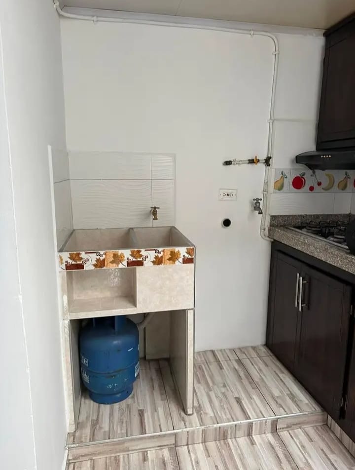 APARTAMENTO EN ARRIENDO EN VILLA HERMOSA COD 10776  - Foto 9