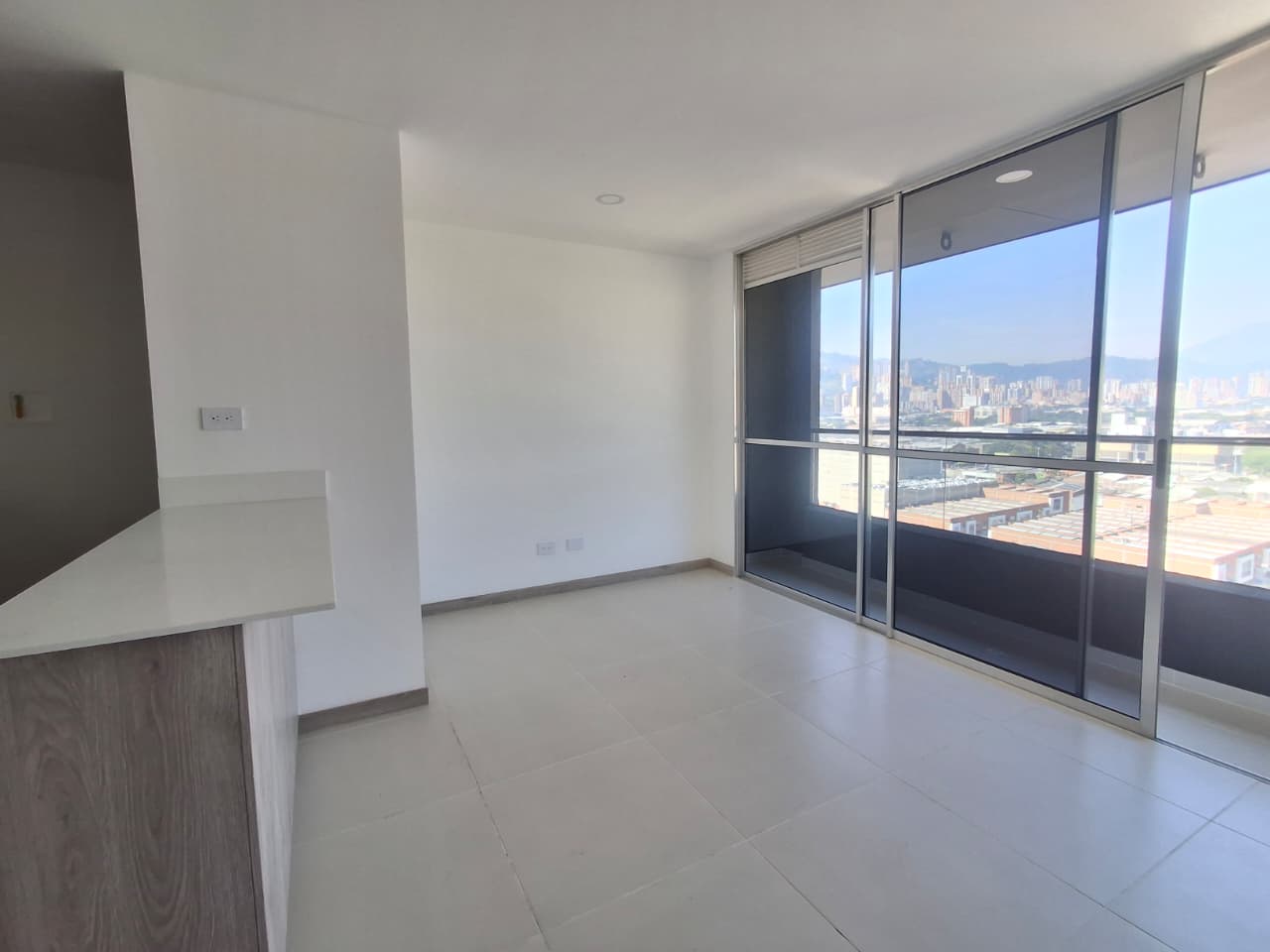 APARTAMENTO EN ARRIENDO EN SABANETA COD 10805 - Foto 10