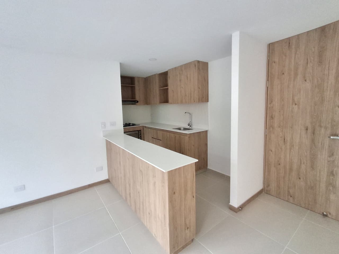 APARTAMENTO EN ARRIENDO ENVIGADO COD 10916 - Foto 5