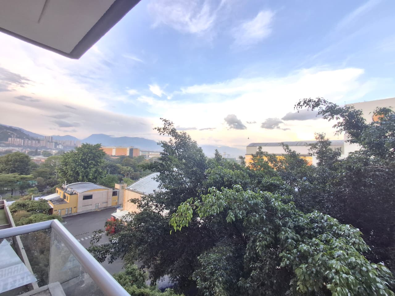 EXCELENTE APARTAESTUDIO PARA ARRIENDO EN ENVIGADO COD 10925 - Foto 30