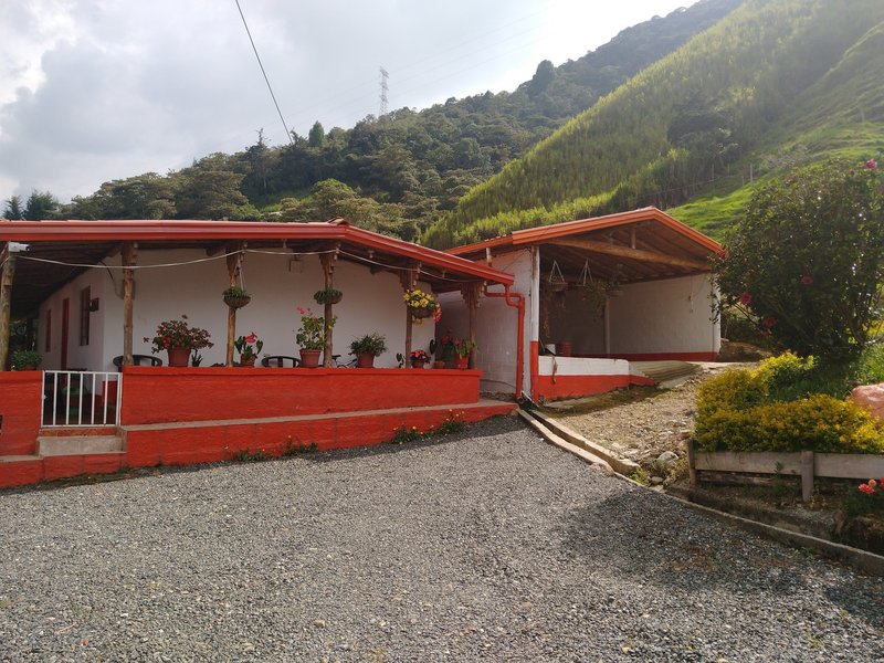 FINCA EN VENTA EN SAN ANTONIO DE PRADO COD 7048 - Foto 2