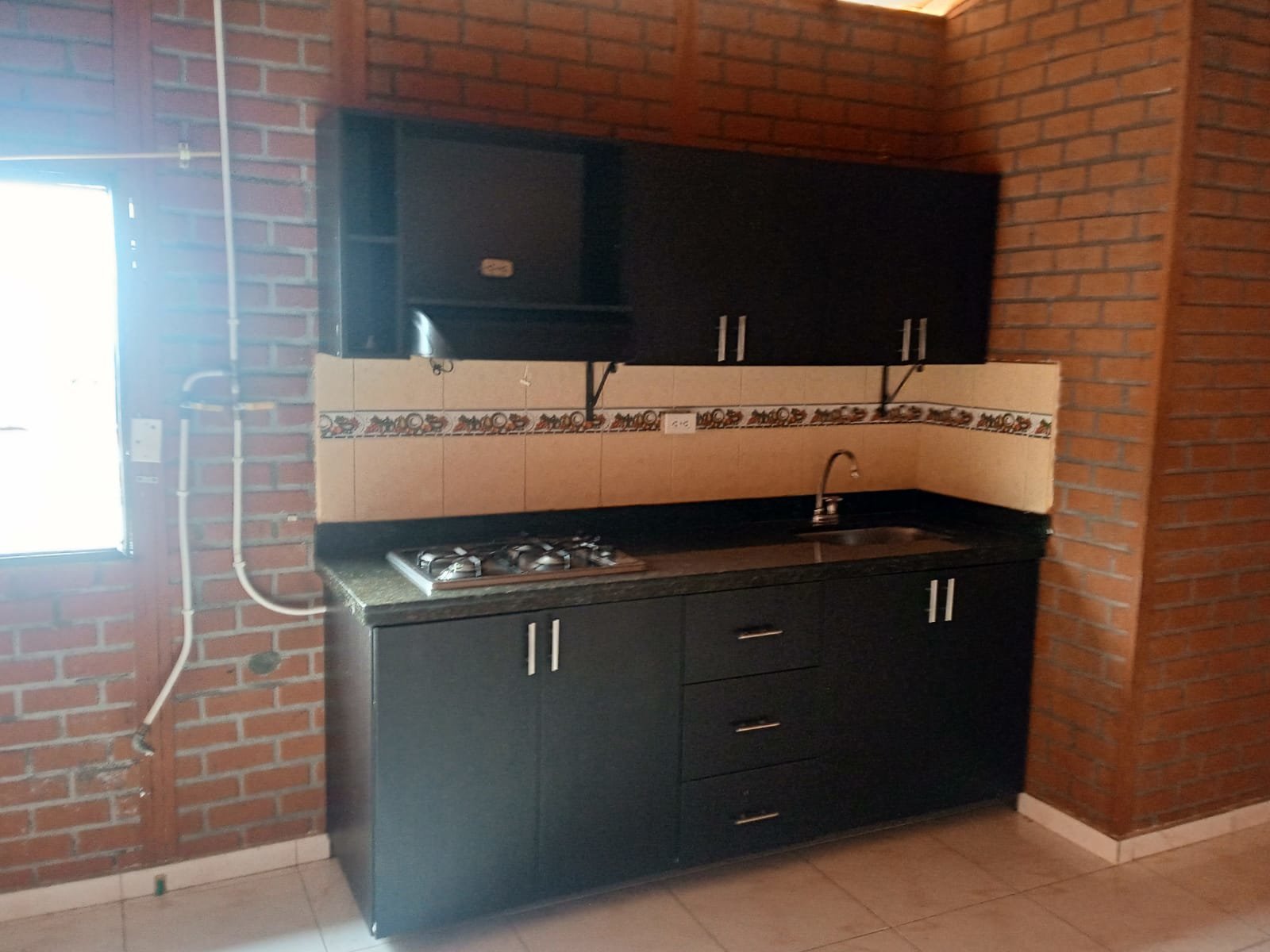 SE VENDE CASA ENCISO COD 7483