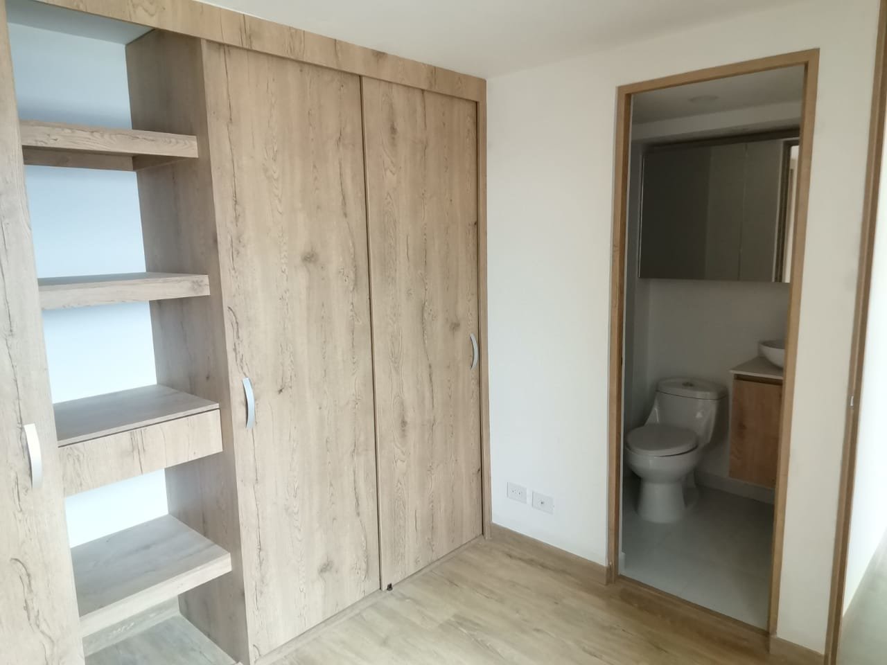 APARTAMENTO EN VENTA SECTOR SABANETA COD-8022 - Foto 4