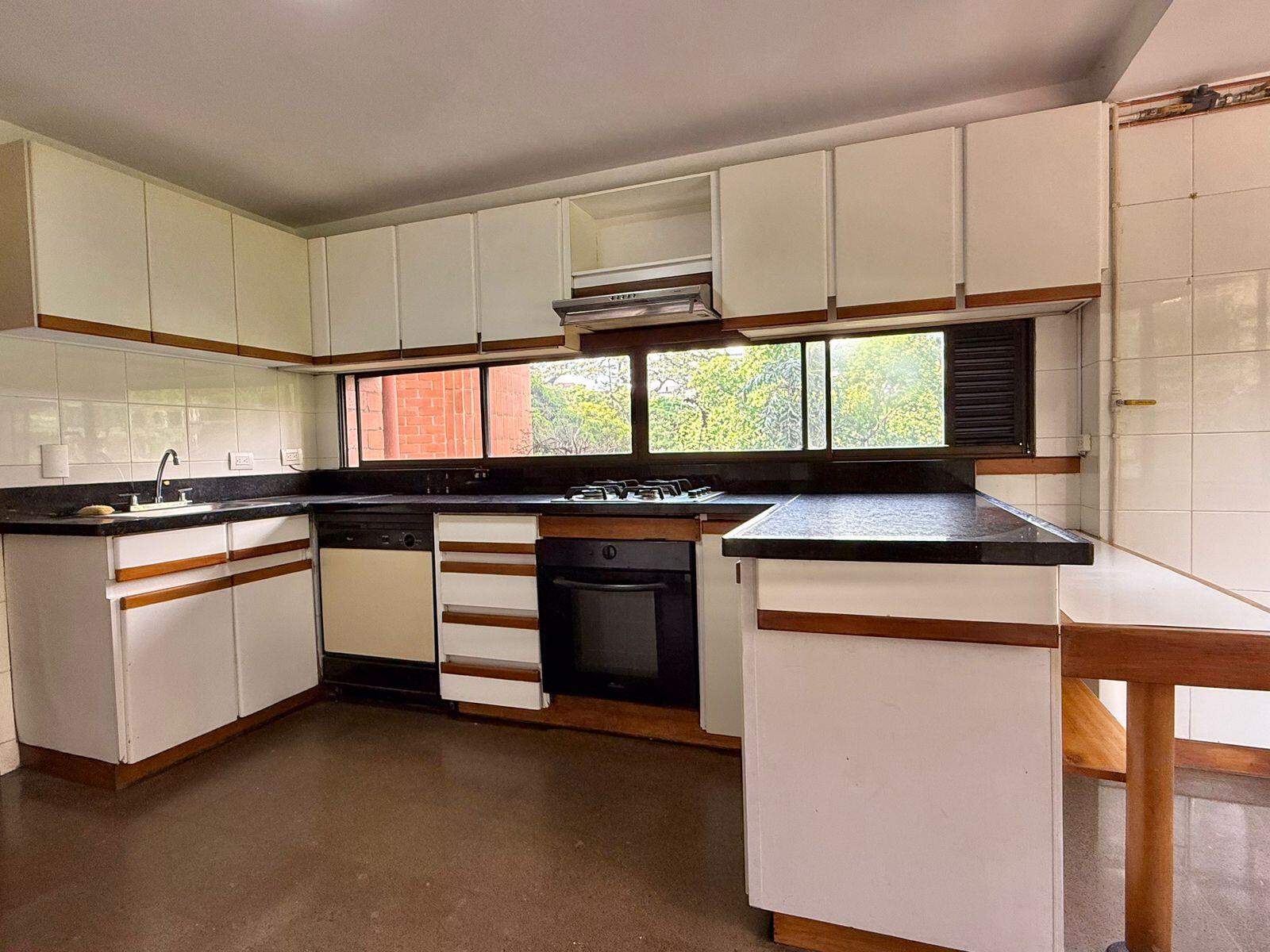 APARTAMENTO EN VENTA EN POBLADO COD 9913