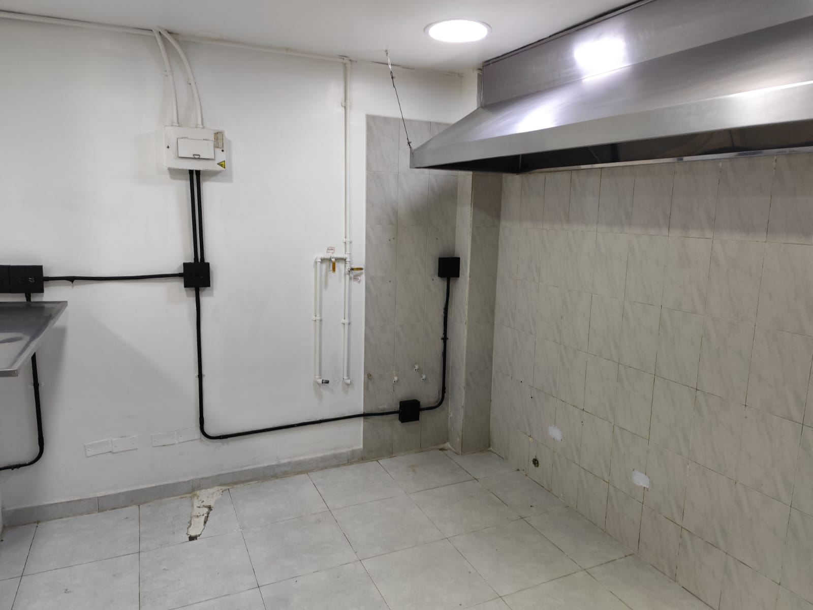 LOCAL EN ARRIENDO EN LAURELES ESTADIO COD 9093 - Foto 2