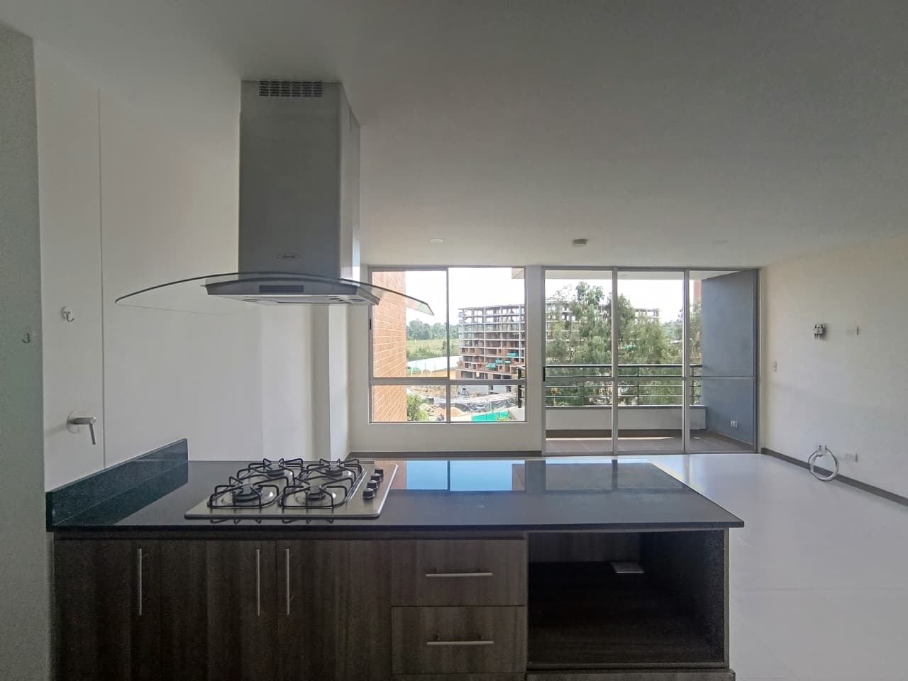 APARTAMENTO EN VENTA EN RIONEGRO COD 10463 - Foto 3