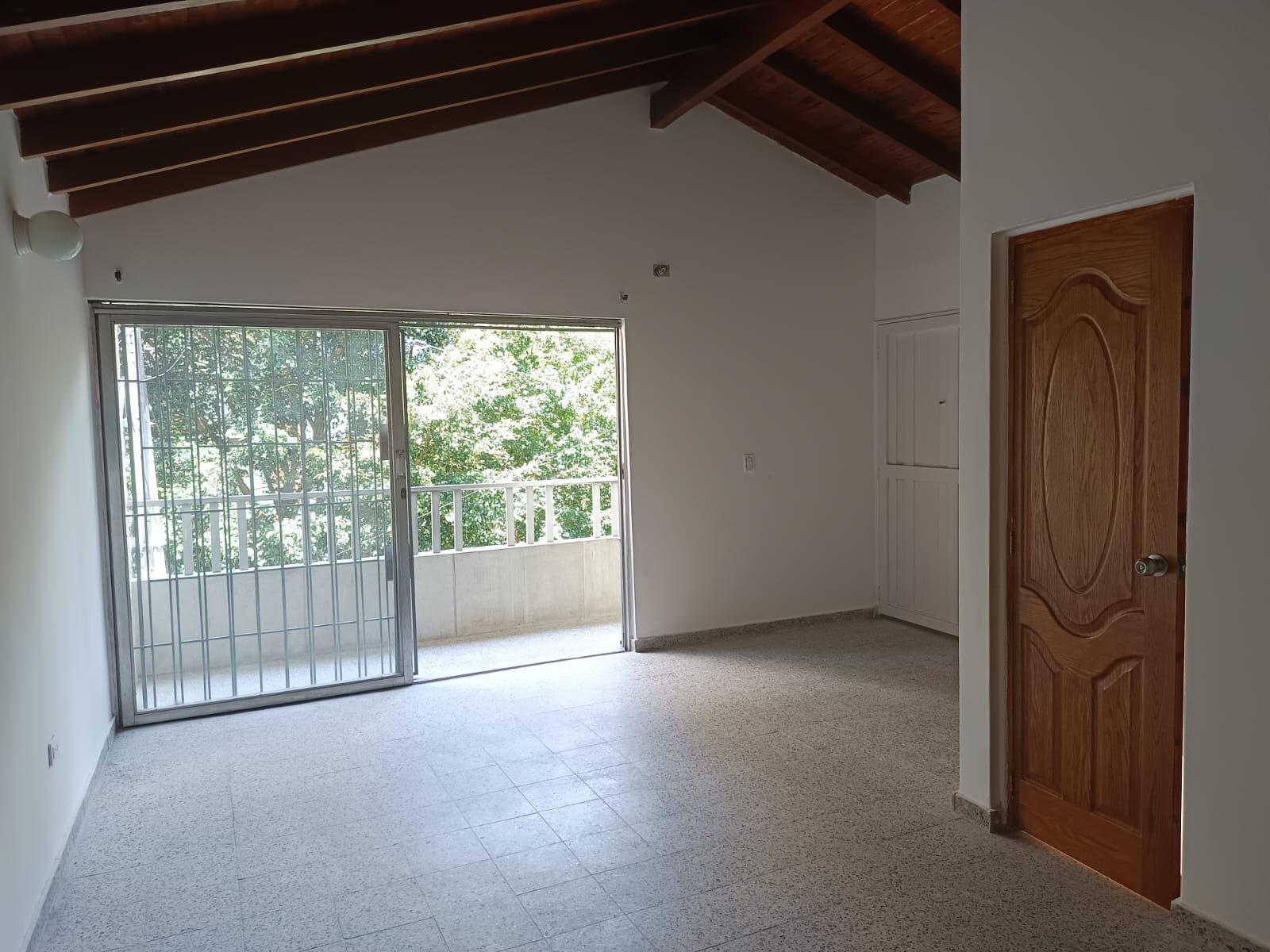 APARTAMENTO EN VENTA EN LA FLORESTA COD 10271  - Foto 6