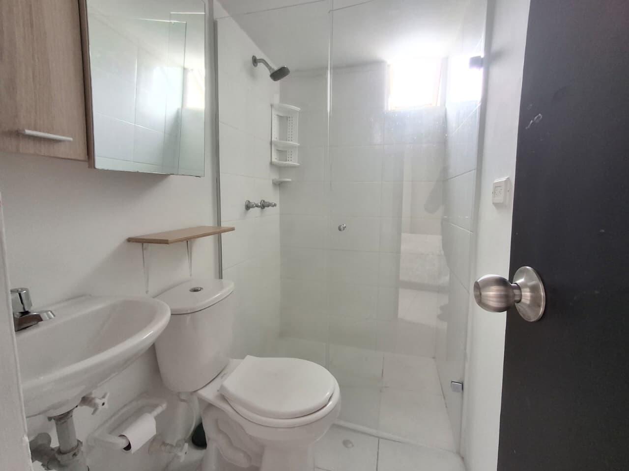 APARTAESTUDIO EN ARRIENDO EN SABANETA COD 10761 - Foto 3