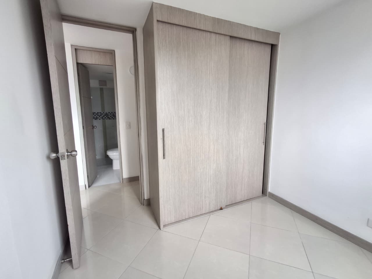 APARTAMENTO EN ARRIENDO SAN ANTONIO DE PRADO COD 10915 - Foto 11