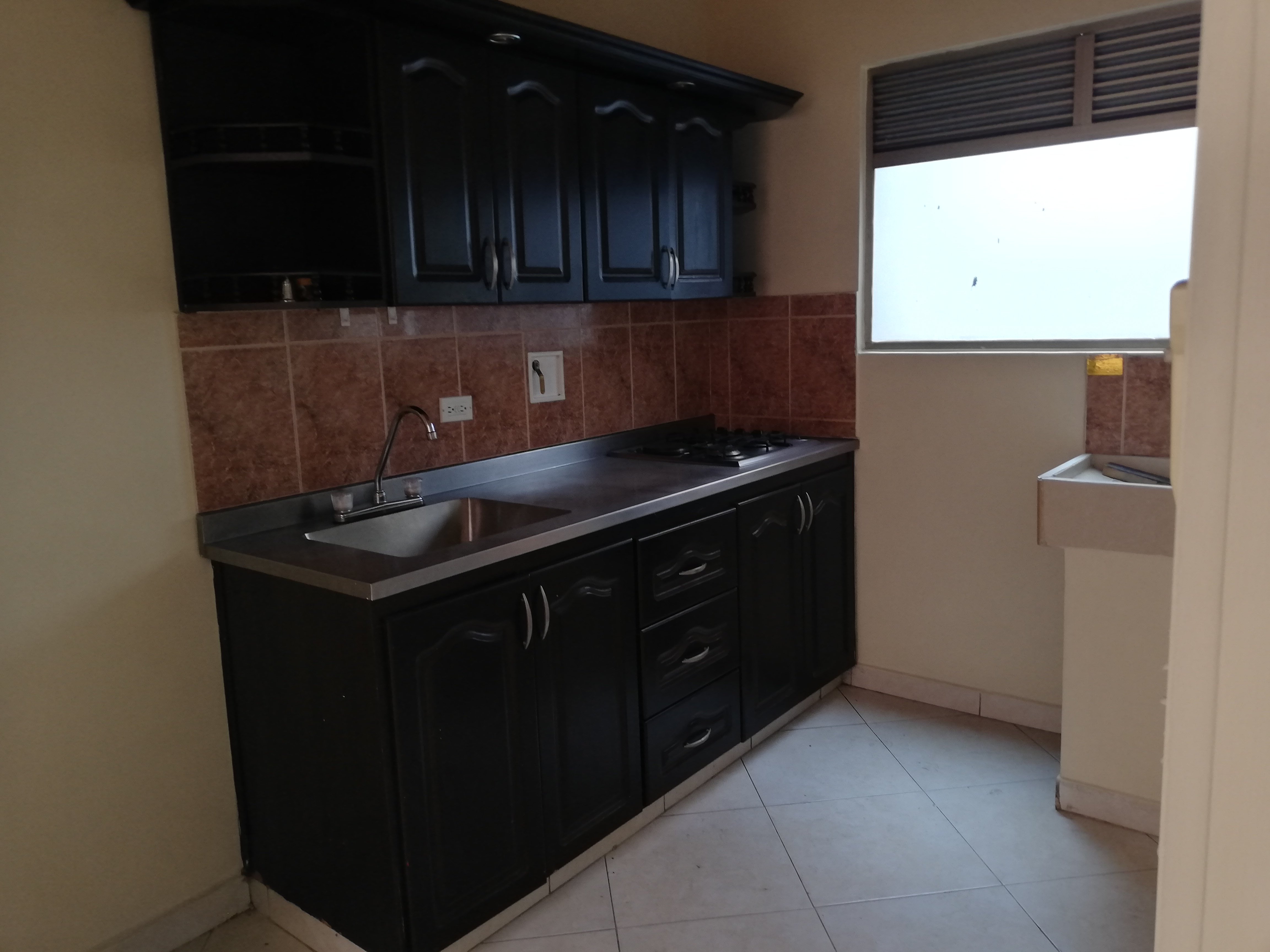 APARTAMENTO EN ARRIENDO EN SABANETA COD 5352
