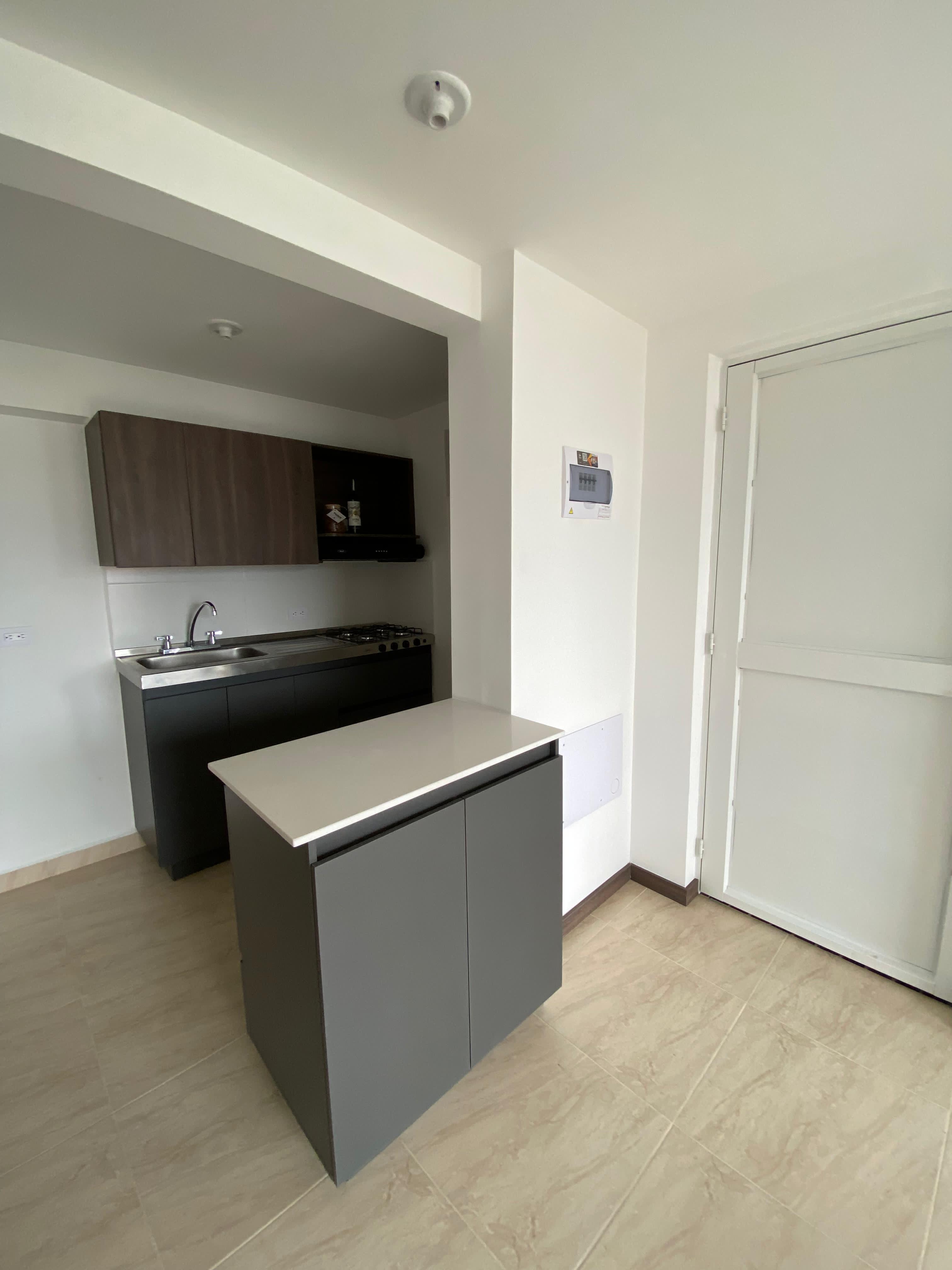 APARTAMENTO EN VENTA  EN SAN ANTONIO DE PRADO VILLA GABRIELA  COD 8743