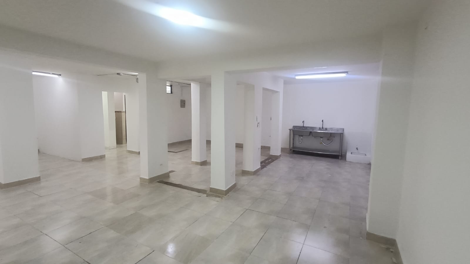 LOCAL EN ARRIENDO EN BELEN SAN BERNARDO  COD 9764
