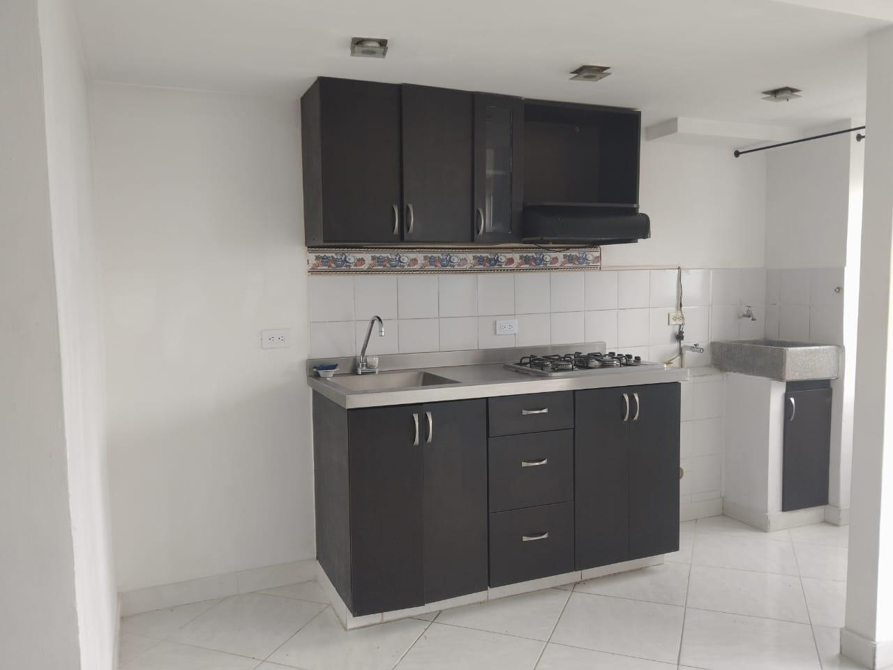 APARTAMENTO EN ARRIENDO EN VILLA HERMOSA COD 9930 - Foto 1