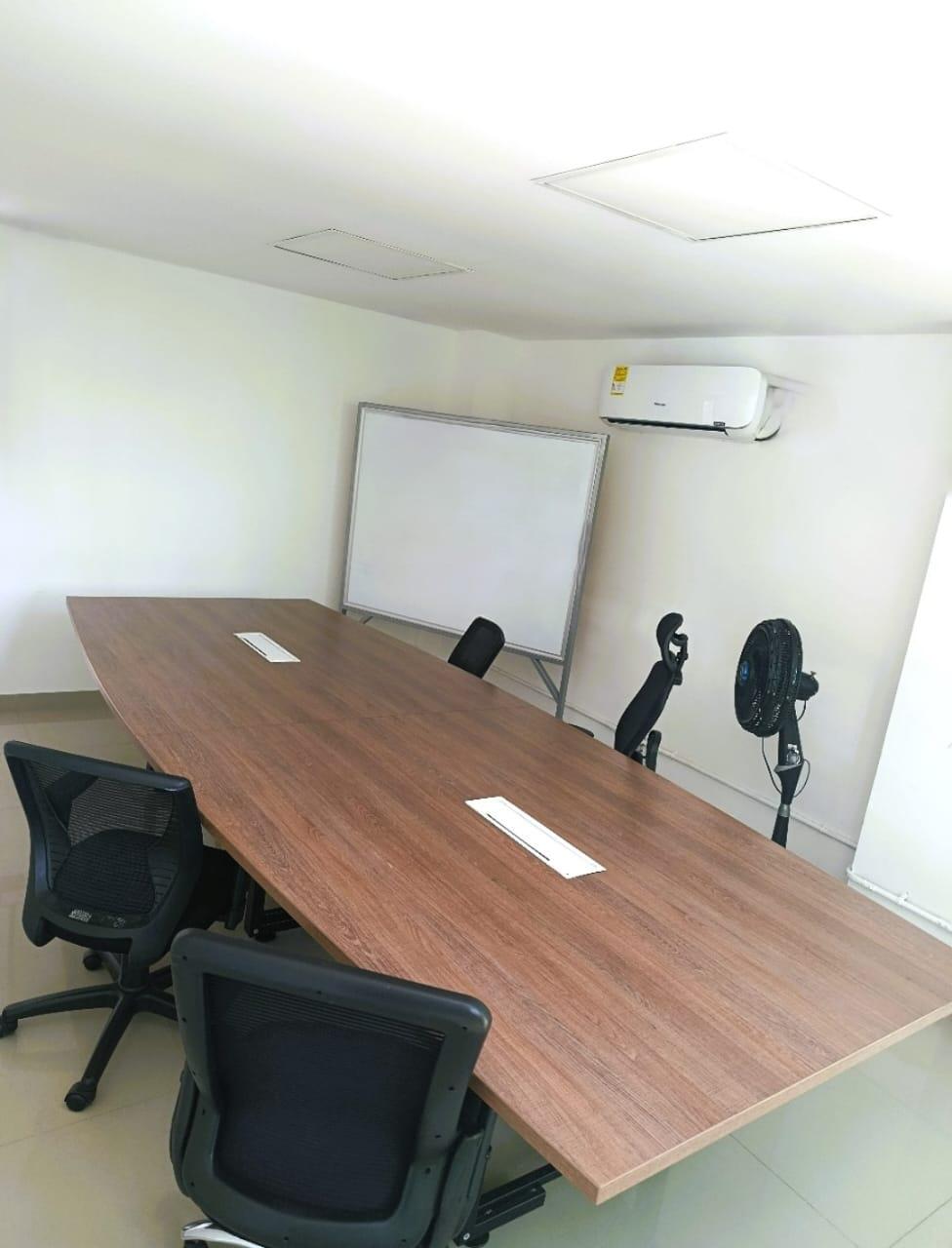 OFICINA EN ARRIENDO LAURELES COD 9922 - Foto 2
