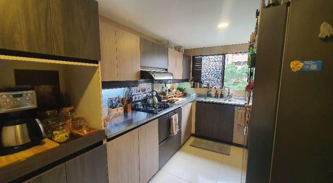 APARTAMENTO EN VENTA EN POBLADO COD 9973