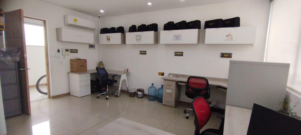 OFICINA EN ARRIENDO EN BELLO COD 10022 - Foto 2