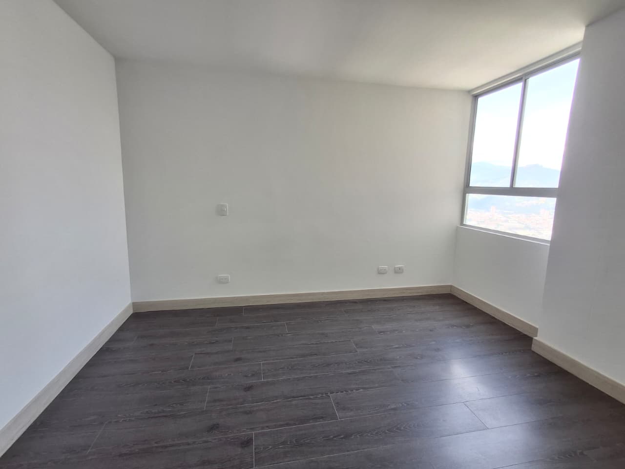 APARTAMENTO EN ARRIENDO EN SABANETA COD 10098 - Foto 5