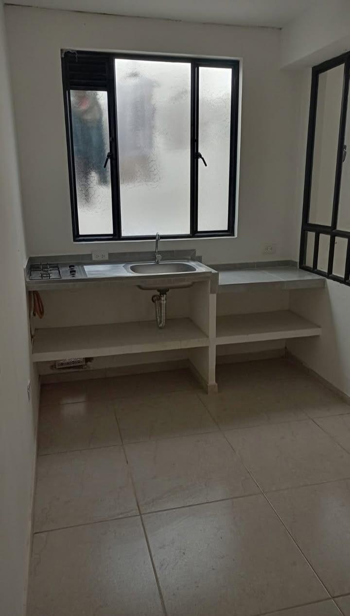 APARTAMENTO EN ARRIENDO EN MANRIQUE COD 10109