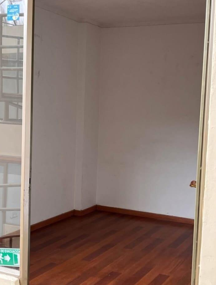 LOCAL EN ARRIENDO PREMIUM PLAZA COD 10143 - Foto 2