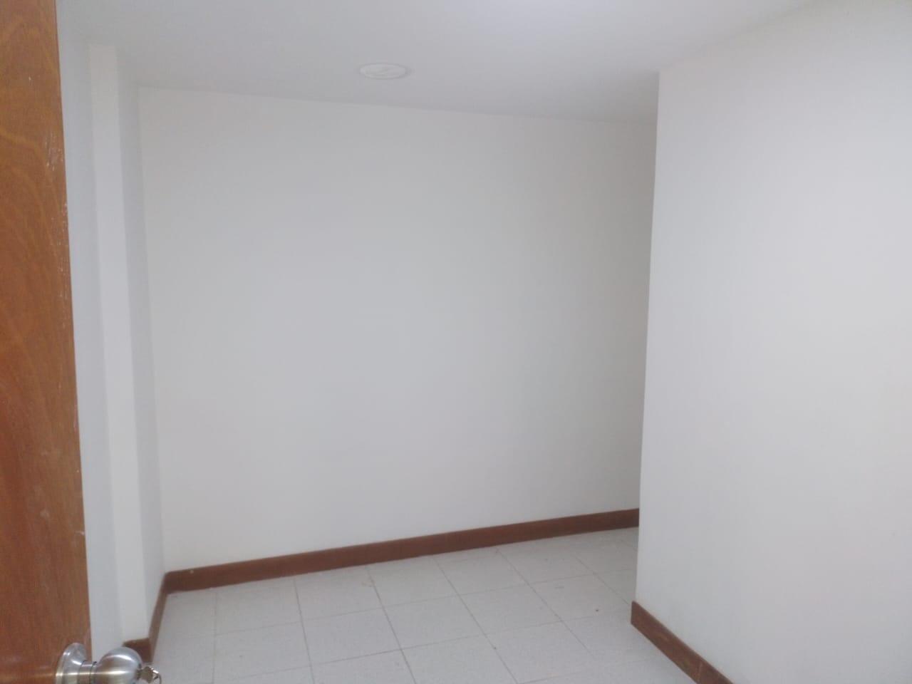 LOCAL EN ARRIENDO LA CANDELARIA COD 10121 - Foto 5