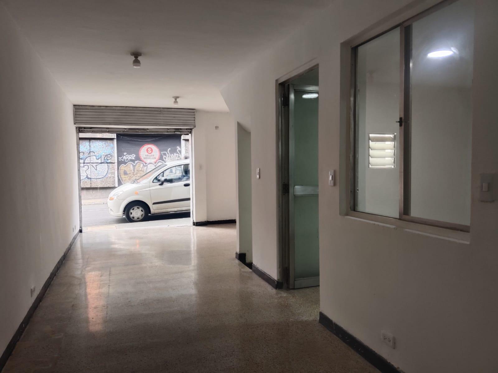 LOCAL EN ARRIENDO EN LA CANDELARIA COD 10568 