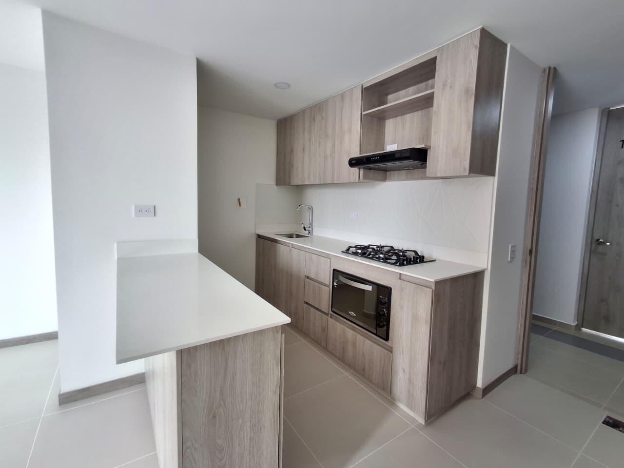 APARTAMENTO EN ARRIENDO EN ITAGUI COD 10588