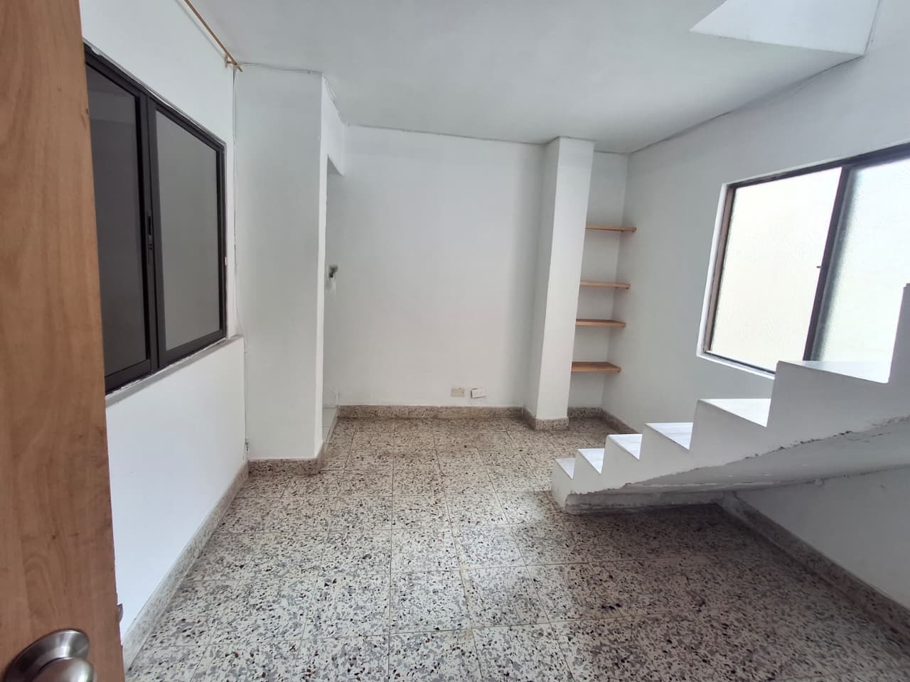 APARTAMENTO EN ARRIENDO EN SABANETA COD 10623