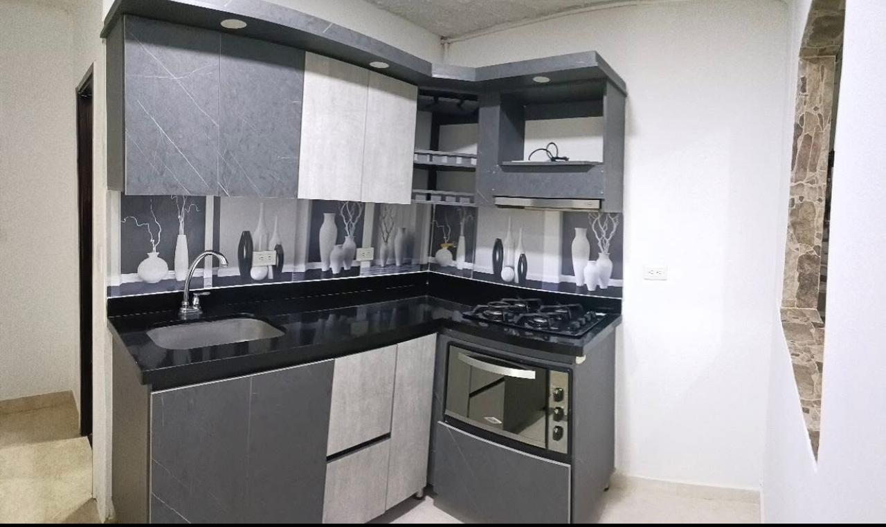 CASA EN VENTA  EN ENCISO COLINAS COD 10634 