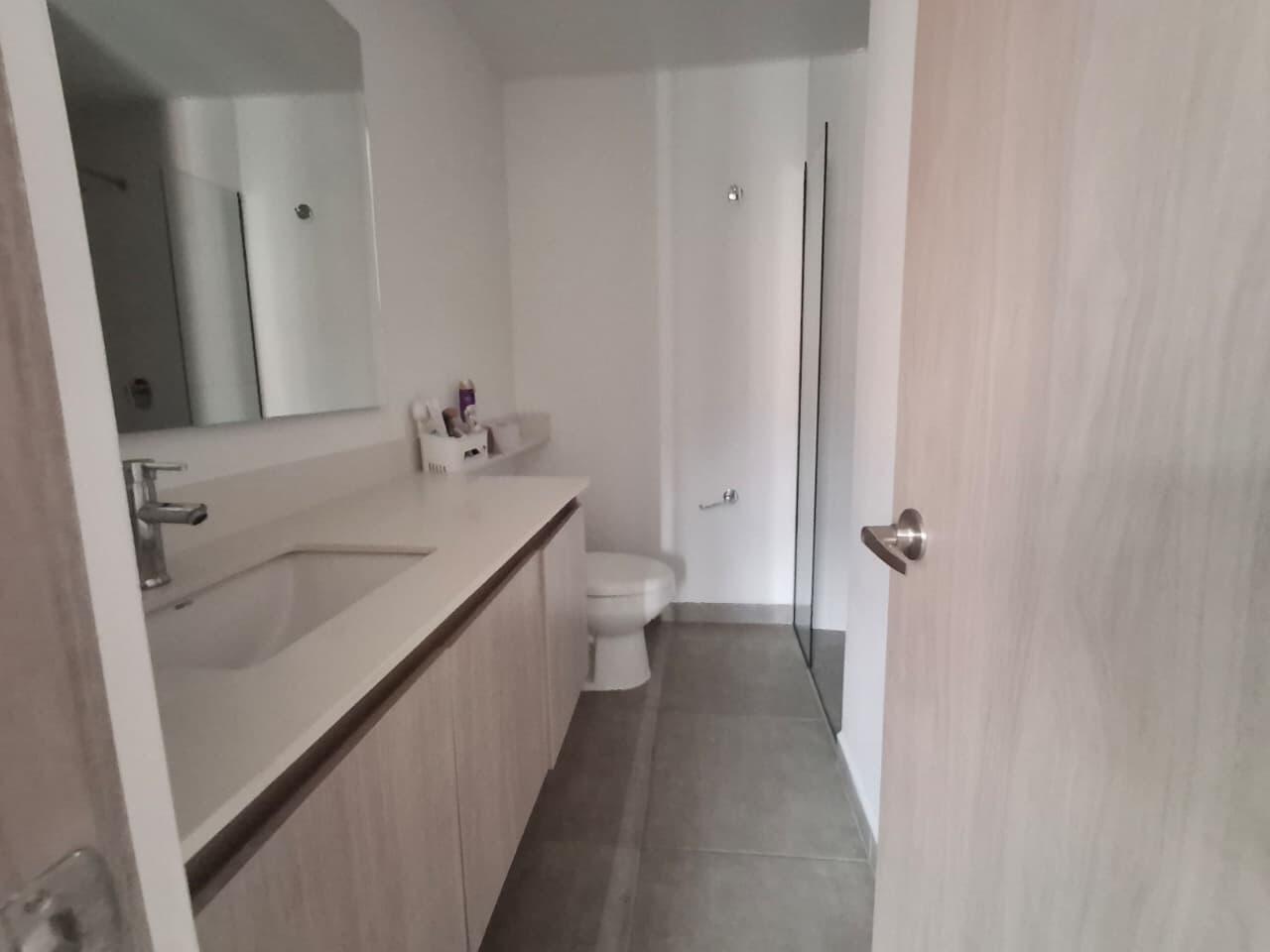 APARTAMENTO EN ARRIENDO EN ENVIGADO COD 10640 - Foto 4