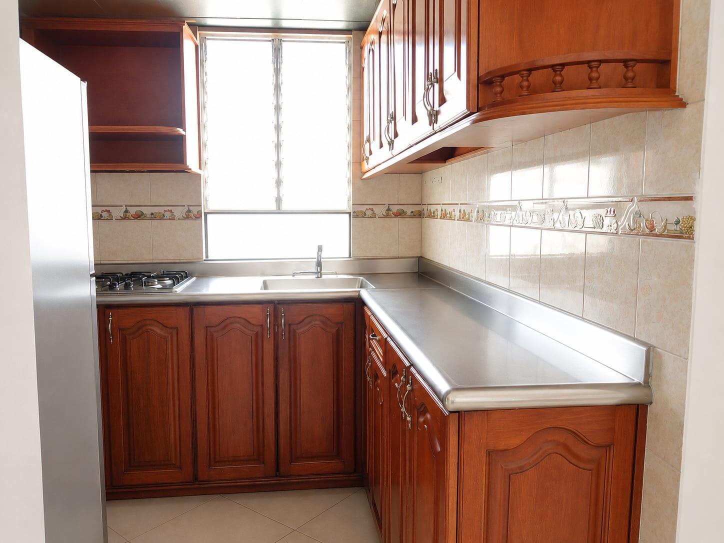 SE ARRIENDA APARTAMENTO EN LA CANDELARIA  COD 10675 