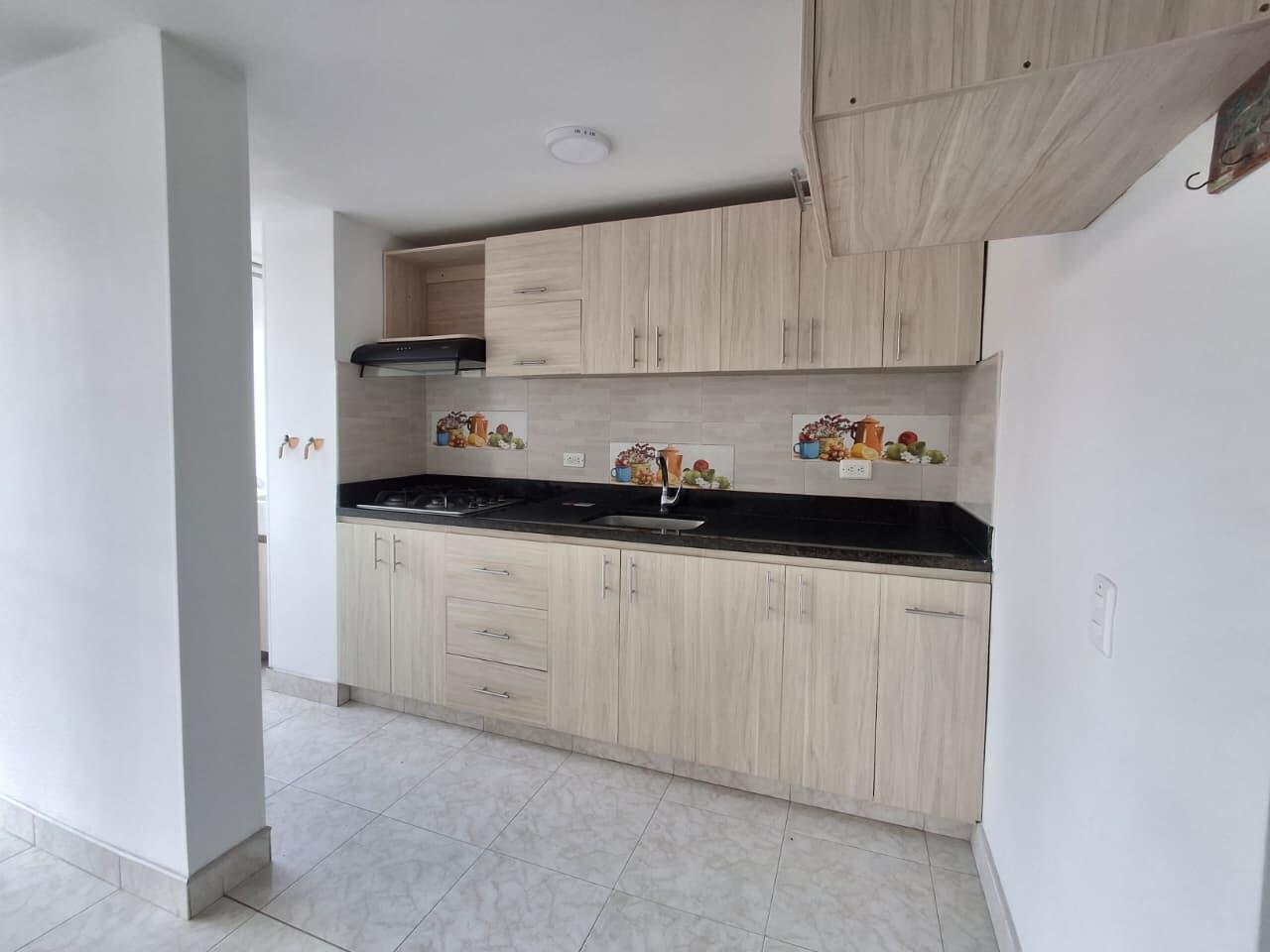 APARTAMENTO EN ARRIENDO EN SABANETA COD 10685