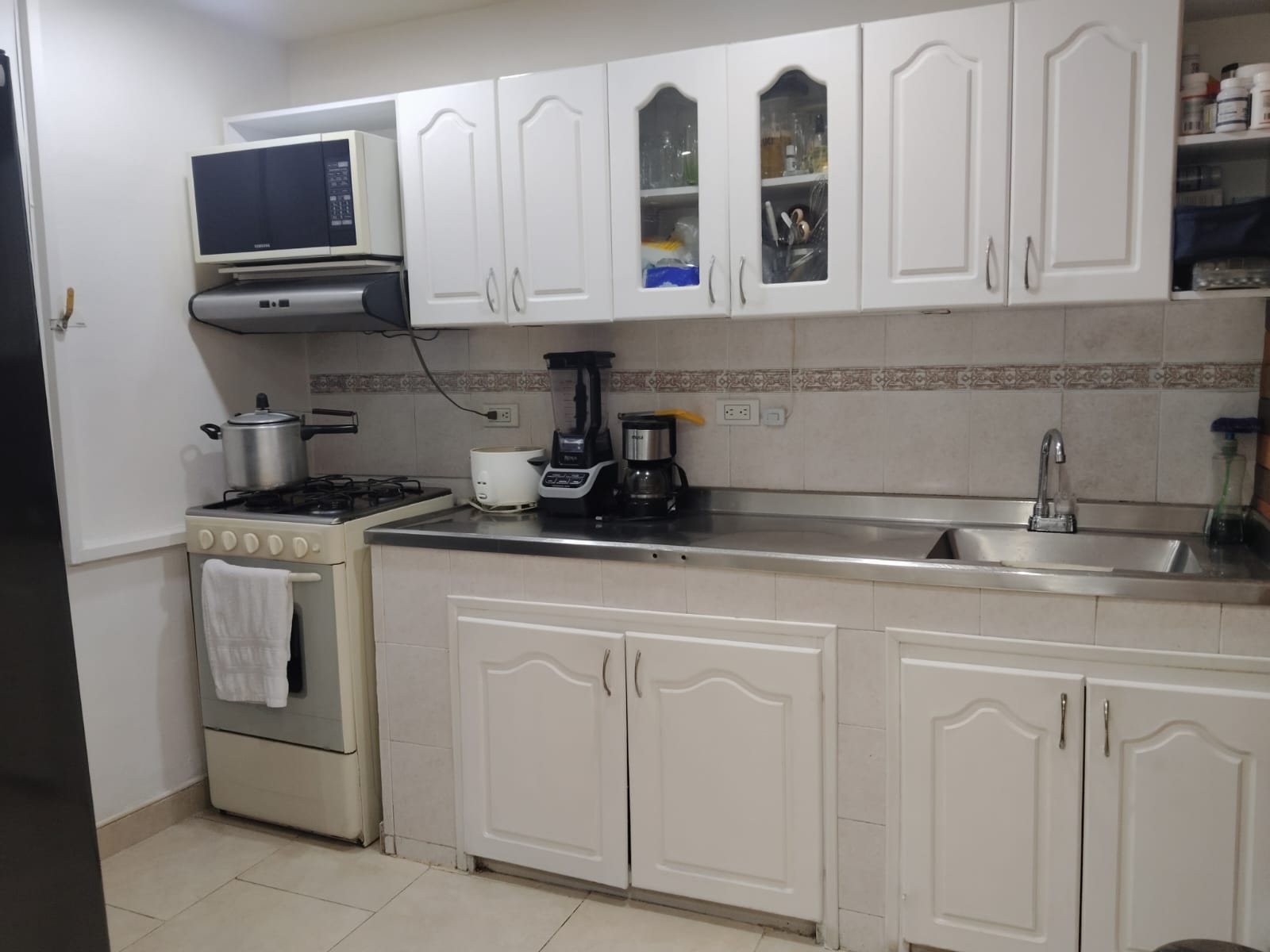 APARTAMENTO EN VENTA EN CAMPO VALDES COD 10712 