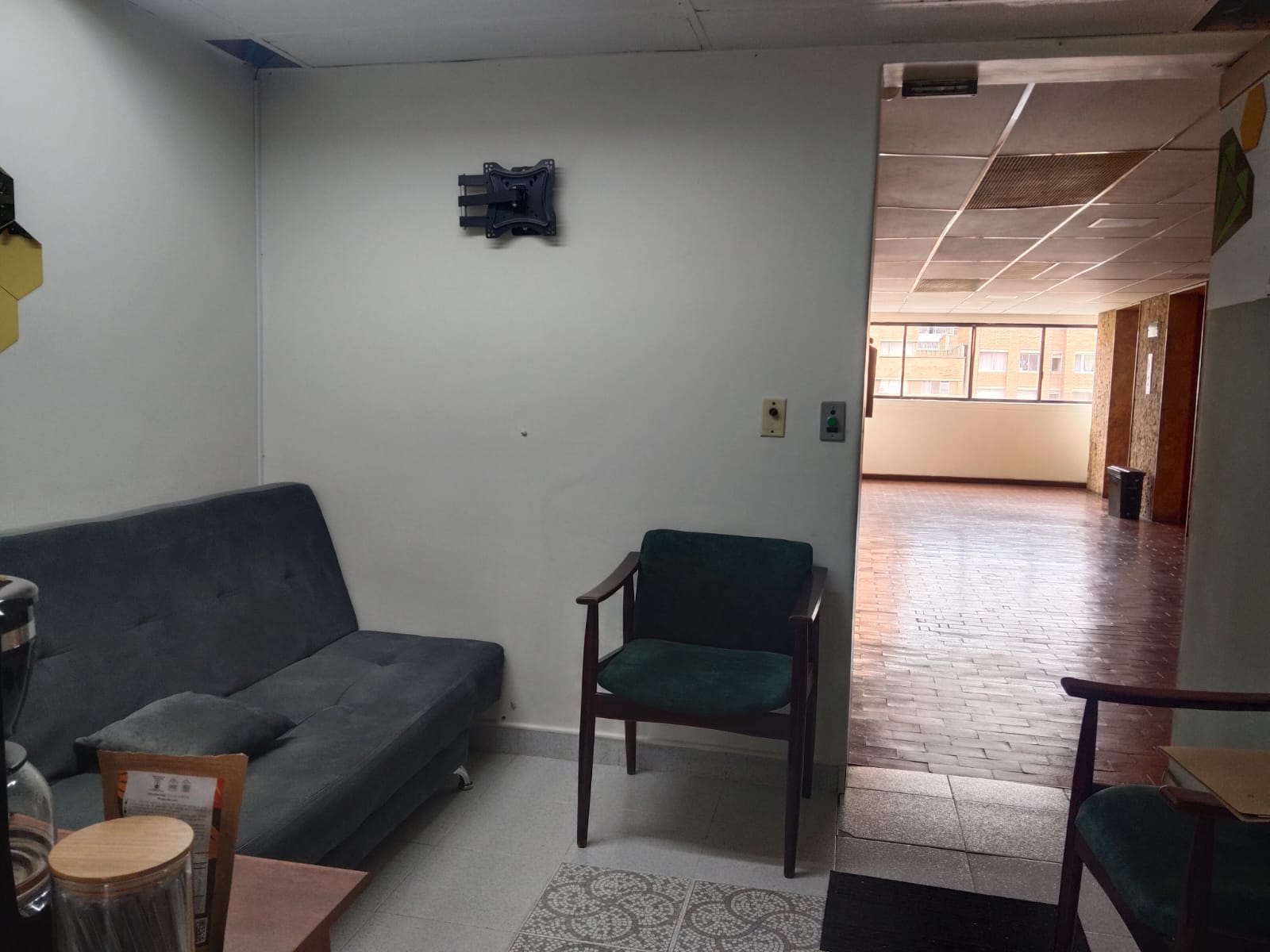 LOCAL EN VENTA EN LA CANDELARIA  COD 10721