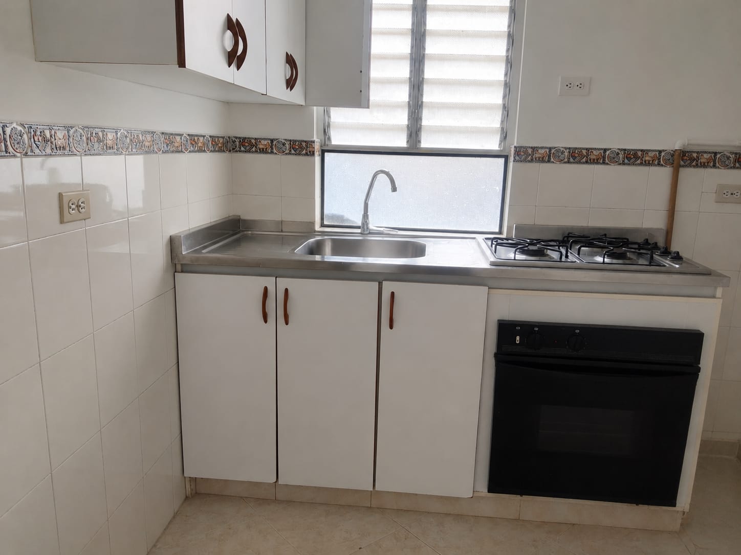 APARTAMENTO EN ARRIENDO EN LA CANDELARIA COD 10758  - Foto 1